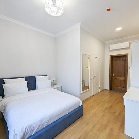 Kyiv Honchara Hotel Ngoại thất bức ảnh