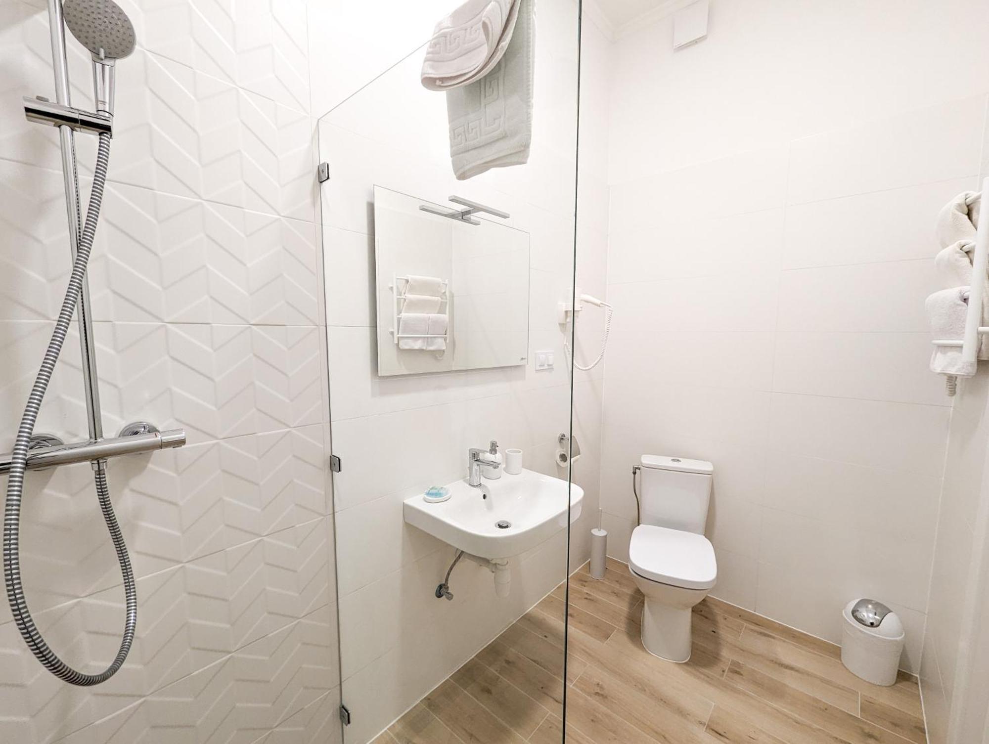 Kyiv Honchara Hotel Ngoại thất bức ảnh