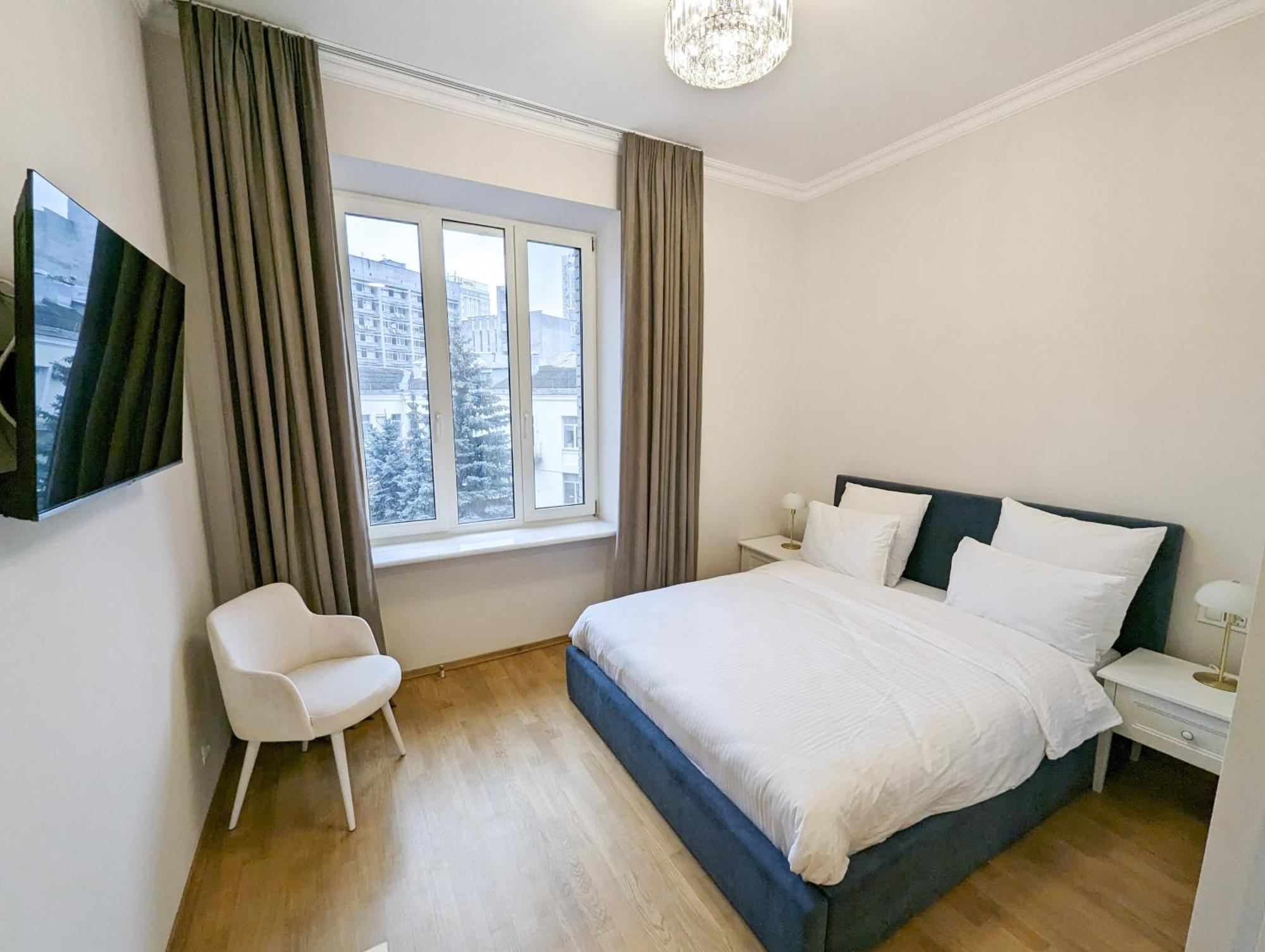 Kyiv Honchara Hotel Ngoại thất bức ảnh